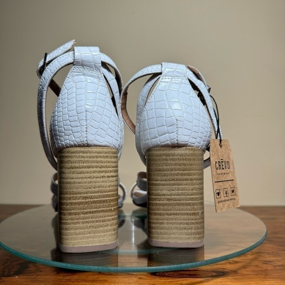 Crevo Kaitlyn Block Heel Dress Sandal - white - size 8.5 - Picture 14 of 16